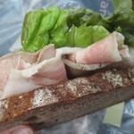 テーラ・テール - 自家製ハムのサンド
