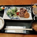 お肉と和食 玄菜 - [料理] 牛みぞれ焼き御膳 セット全景♪ｗ