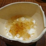 傳 - (2017年6月　訪問)デザート① 中国出身の女性作、地元風のデザートとの事。さっぱりとした口当たりでふわっと軽やかな食感。