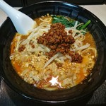 カレー担々麺　885円