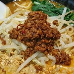 麺屋ここいち - カレー味の炸醤肉末