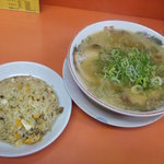 山さんラーメン - サービス定食