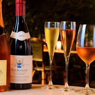 ★贅沢な時間に酔うー。ロゼワインなどグラスで楽しむワイン。