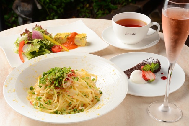 ランチメニュー Air Cafe エールカフェ 矢場町 ダイニングバー 食べログ