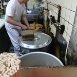 豚骨ラー麺 ごん太 - シェフとコックピットd(^-^)