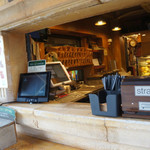 LIMBURG Waffle - 店内