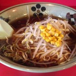 熊大路 - ラーメンしょうゆ650円