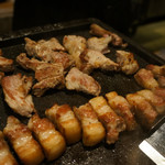 河南テジチッ 明洞1号店 - 焼き上がり