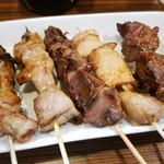 もつ焼 あぶさん - もつ焼き