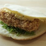 エリゾー - エビカツバーガー 380円