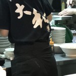 青竹手打ちラーメン 大和 - 後ろ姿素敵です