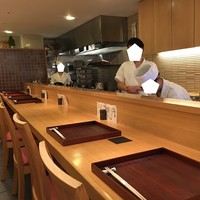 割烹 にしい - 店内