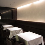 フロリレージュ - ミニマルモダンな空間