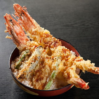 Large shrimp Ten-don (tempura rice bowl)