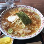 Takasaka Shiyokudou - ラーメン大盛り