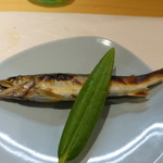 柳家錦 - 鮎の丸干し（五匹目）