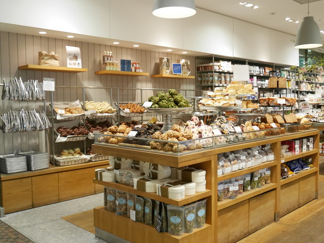 内装的照片 Dean Deluca Market Stores 食べログ 简体中文