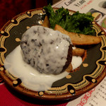 キュフテ（ブルガリア風ハンバーグ・ヨーグルトソース）