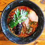 スープカリー 藍色 - 赤紅（とろとろソーキ/平日限定昼カリー）