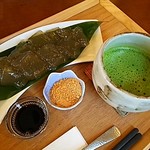 Okashidokoro Benkyoudou Kawaguchi Choutekian - わらびもち・抹茶(薄茶)