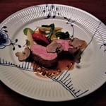 ルフラマンローズ アムリタ - イタリア産乳飲み仔牛のソテー　サマートリュフのソースで