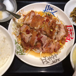 南国亭 - 日替わりの油淋鶏定食