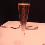 ア・ニュ ルトゥルヴェ・ヴー - シャンパン