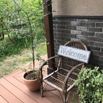 コーヒーアンドマフィン 豆灯舎 - 素敵なエントランス