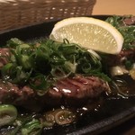 ねぎ塩黒毛和牛カルビ焼き(2人前)980円