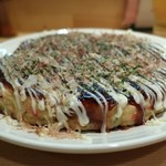 鉄板居酒屋OHANA - 牛すじ煮込み玉