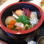 Ebisuya - 海鮮丼