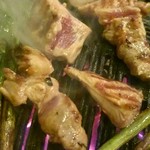 さっぽろジンギスカン千歳 - あばらは程よい脂身がいい