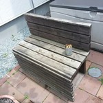 かもめ食堂 - 外に灰皿