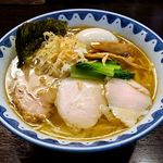 ガンコンヌードル（ガンコンえび塩ラーメン 980円 ※ガンコン＝全部載せです）