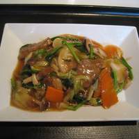 神田 雲林 - 牛肉といろいろ野菜のオイスターあんかけ麺