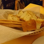 Prego フォカッチャ、グリッシーニ他