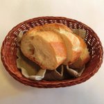 ラミティエ - 本日のランチ 1200円 のパン