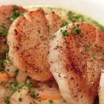 ラミティエ - 本日のランチ 1200円 のホタテのポワレ野菜の煮込み添え