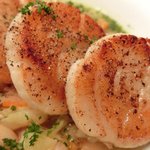 ラミティエ - 本日のランチ 1200円 のホタテのポワレ野菜の煮込み添え