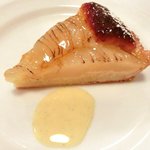 ラミティエ - デザートセット 525円 の洋ナシのタルト キャラメルジャム入り