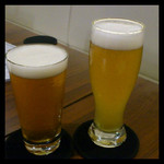ビアカフェ ホップマン - トマトを使ったビール『シシリアンルージュ』は左側