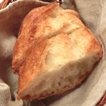 ラミティエ - 本日のランチ 1200円 のパン