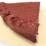 ラミティエ - 本日のランチ 1200円 のガトーショコラ アングレーズソース