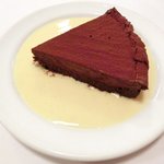 ラミティエ - 本日のランチ 1200円 のガトーショコラ アングレーズソース
