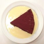 ラミティエ - 本日のランチ 1200円 のガトーショコラ アングレーズソース