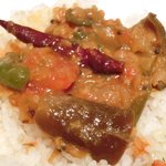 スパイスカフェ - ペアカレーランチ 1350円 のサンバル(中辛)