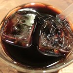 スパイスカフェ - ペアカレーランチ 1350円 のアイスコーヒー