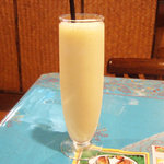 ガラムマサラ - マンゴーラッシー(472円)