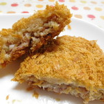 田邊精肉店 - 断面