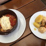 Taverne Pan - 59.Lamm im Tontopf mit Beilage u. Salat €9.50